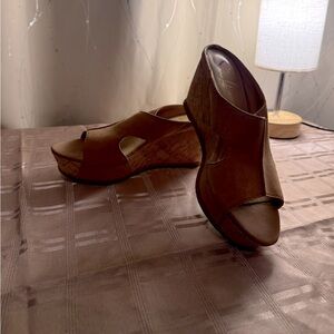 Franco sarto sandals on a wedge beige size 7 brand new